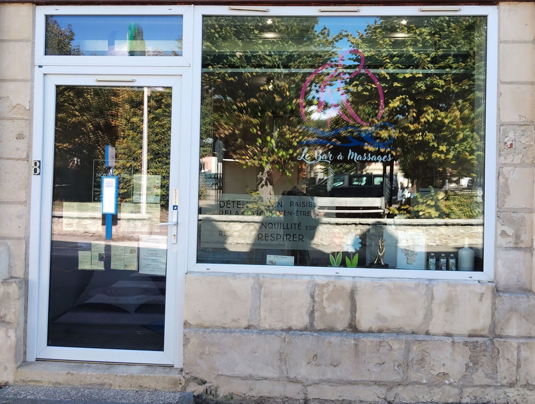 le bar a massages bucy le long